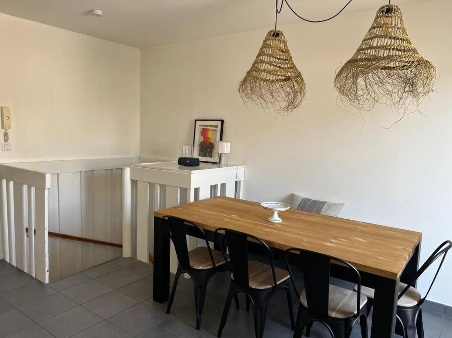 Superbe Appartement Avec Parking La Rochelle  Bagian luar foto