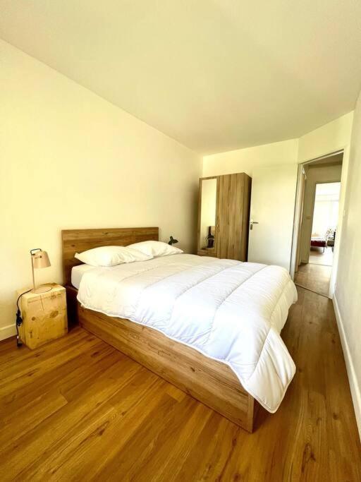 Superbe Appartement Avec Parking La Rochelle  Bagian luar foto