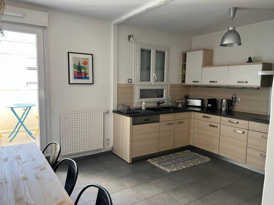 Superbe Appartement Avec Parking La Rochelle  Bagian luar foto